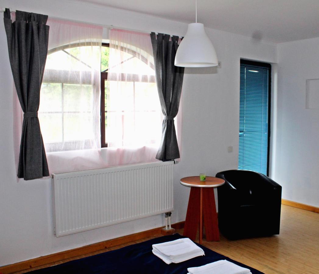 Anuta Hotel Breáza Kültér fotó