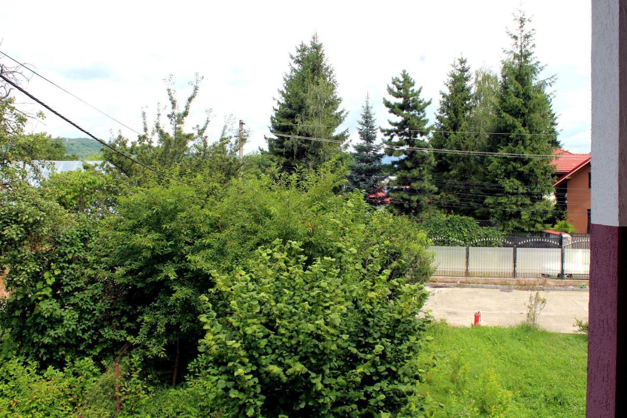 Anuta Hotel Breáza Kültér fotó