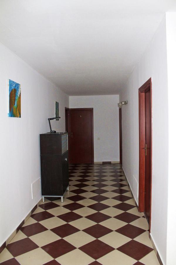 Anuta Hotel Breáza Kültér fotó