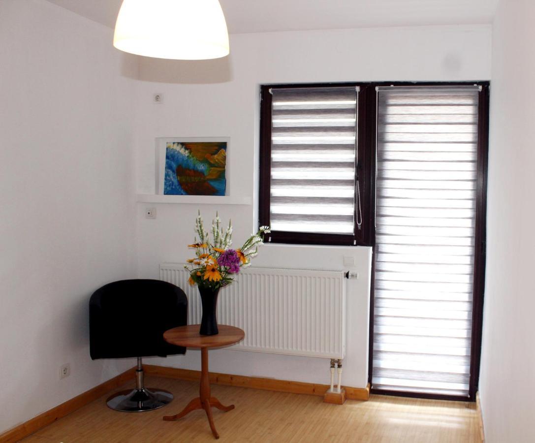 Anuta Hotel Breáza Kültér fotó