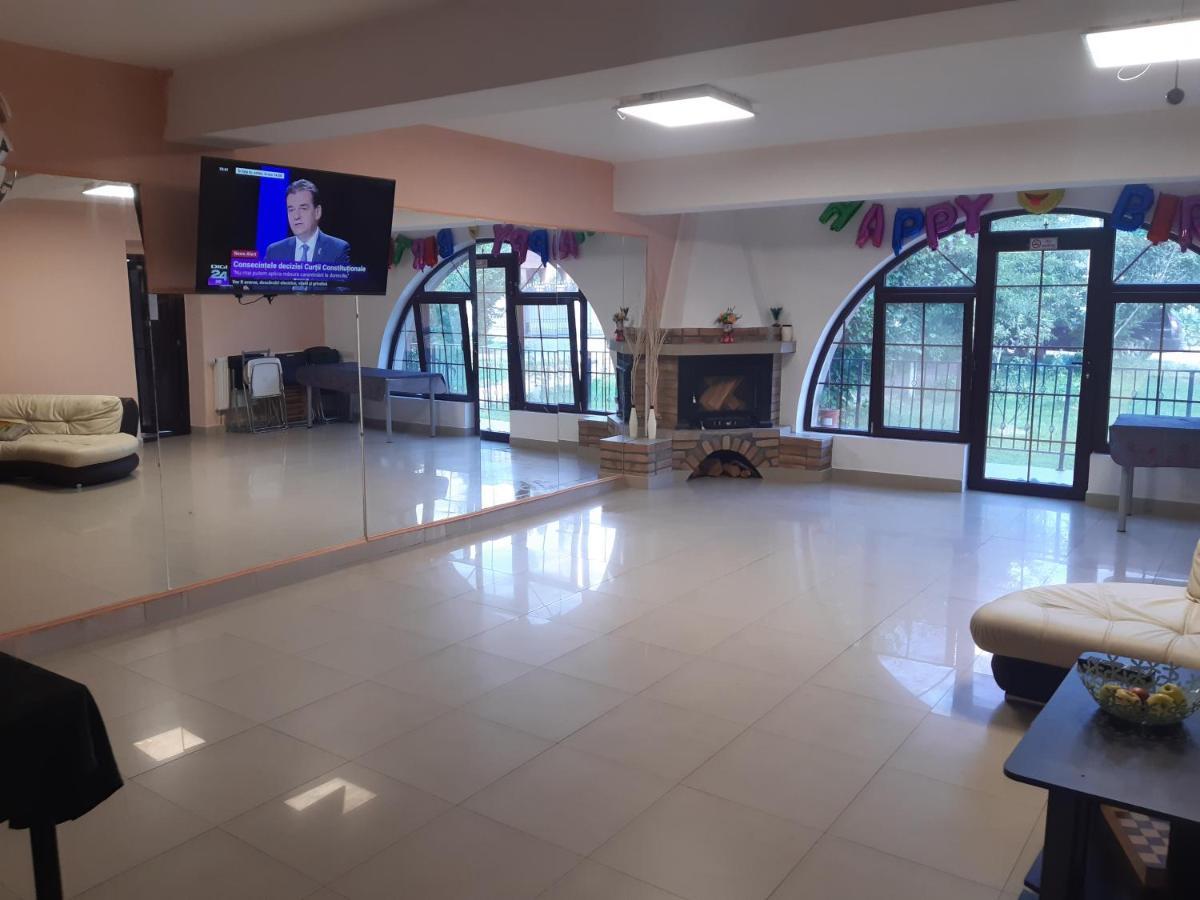 Anuta Hotel Breáza Kültér fotó