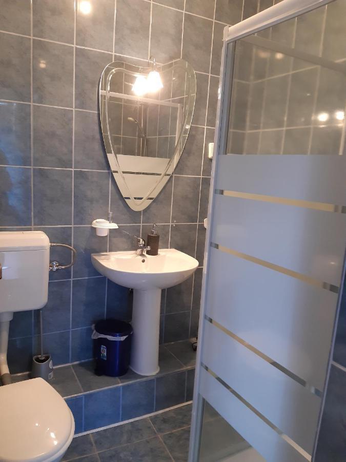 Anuta Hotel Breáza Kültér fotó