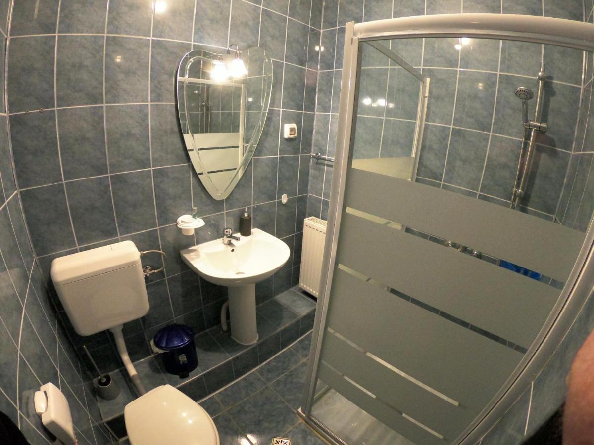 Anuta Hotel Breáza Kültér fotó